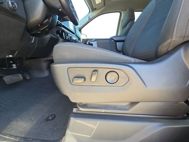 2023 Chevrolet Silverado 1500 LT:45138A