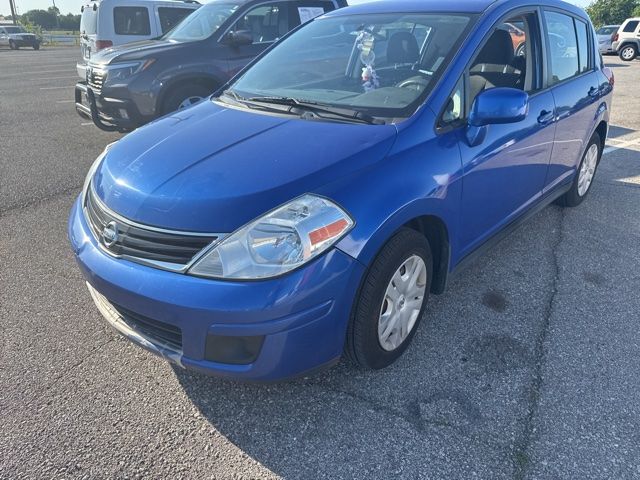 2012 Nissan Versa 1.8 S AT's photo