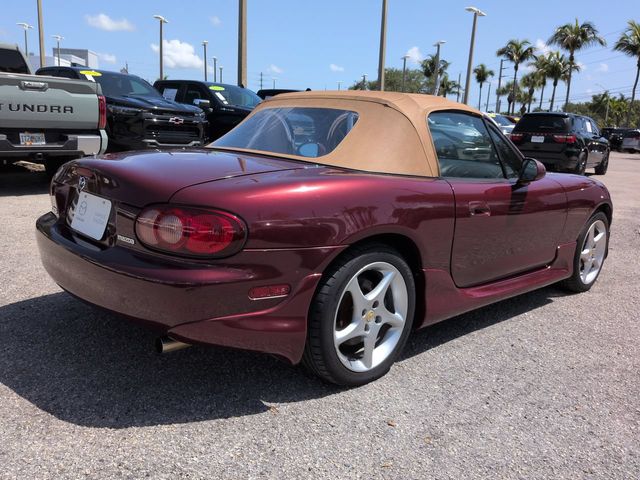 Used Classic Red 2003 Mazda Miata Base for Sale in Naples, FL