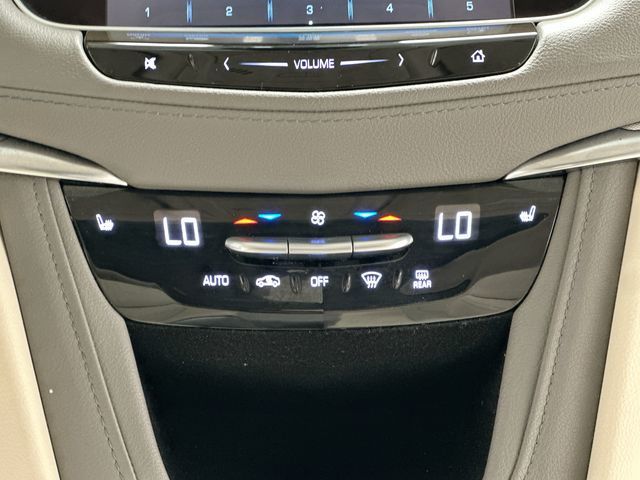 2018 Cadillac XT5 Luxury White at Bob Ruth Ford