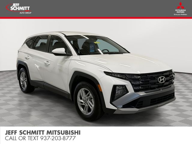 White Pearl 2026 Hyundai Tucson SUV / Crossover Front-Wheel Drive 8-Speed Automatic