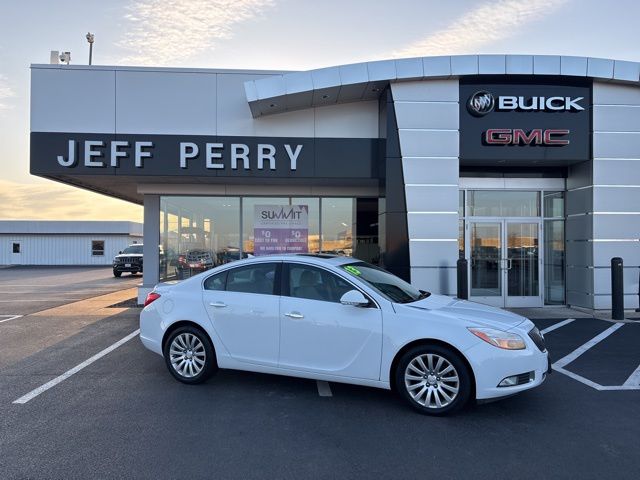 2013 Buick Regal Premium 1 photo