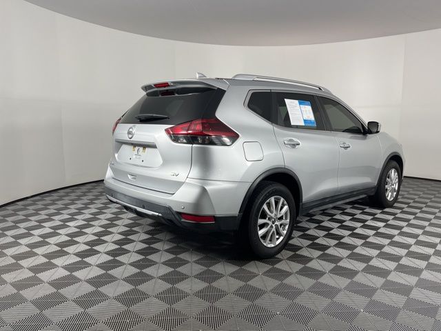 2019 Nissan Rogue SV 10