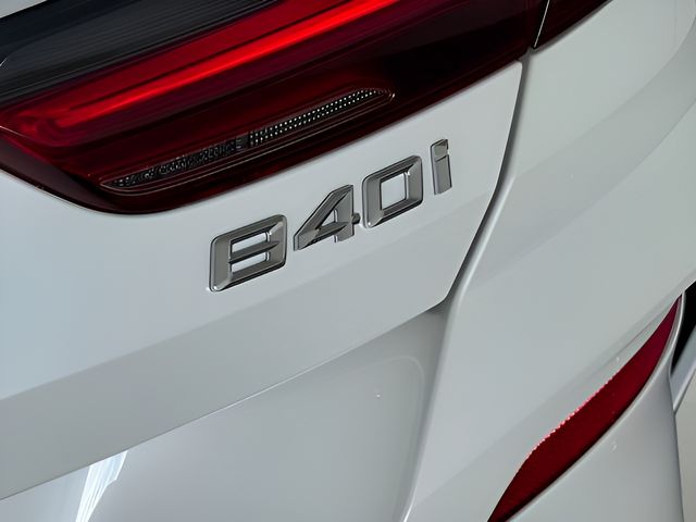 2026 BMW 8 Series 840i - Photo 9