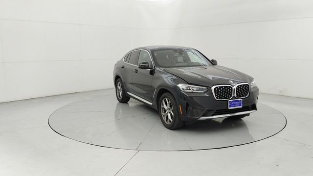 2025 BMW X4 xDrive30i