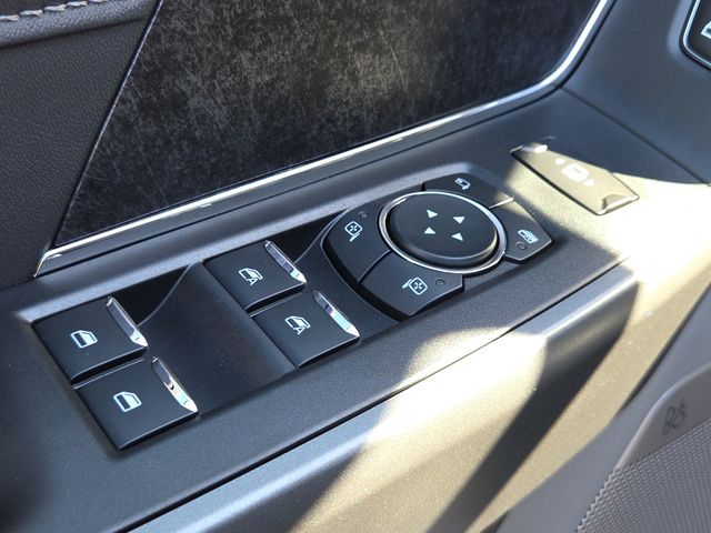 New 2026 White Ford XLT image 19