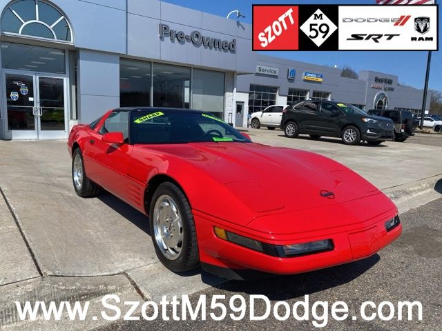 Red 1993 Chevrolet Corvette Coupe RWD Coupe Rear-Wheel Drive 4-Speed Automatic