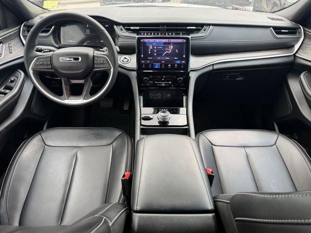 2025 Jeep Grand Cherokee L Limited - 11