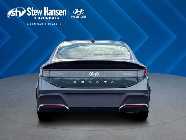 New 2026 Gray Hyundai SE image 6