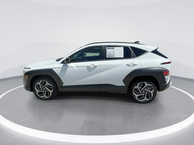 Used 2026 White Hyundai SEL Premium image 5