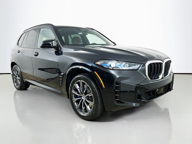 2025 BMW X5 M60i 33