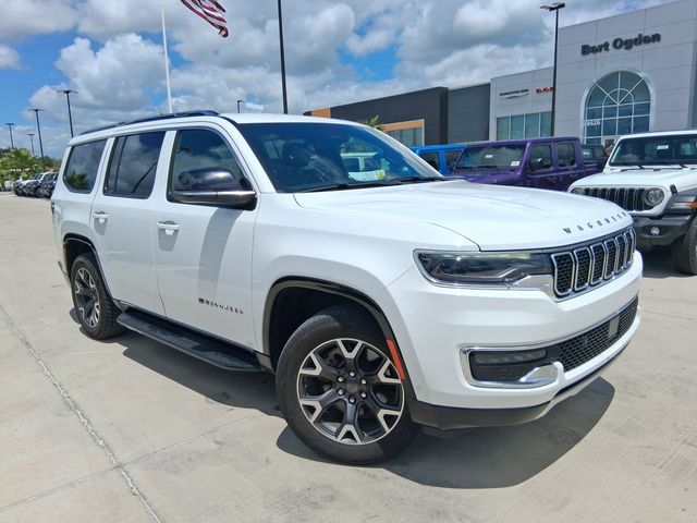 Bright White Clearcoat 2023 Jeep Wagoneer Series III RWD SUV / Crossover 4X2 8-Speed Automatic