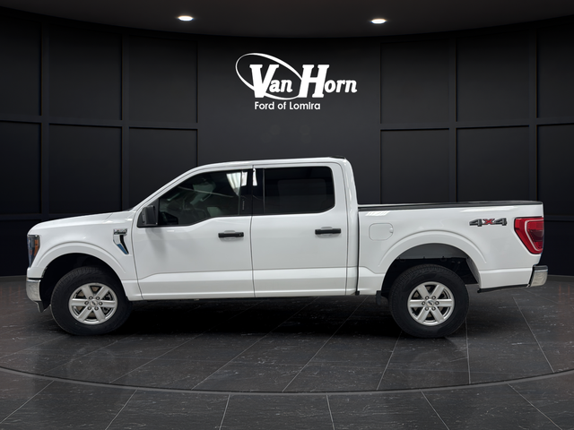 Used 2023 Oxford White Ford XLT image 4