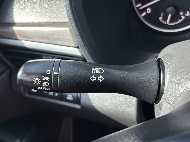 2025 Nissan Altima SV - Photo 19