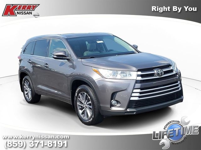 Predawn Gray Mica 2017 Toyota Highlander SUV / Crossover All-Wheel Drive 8-Speed Automatic