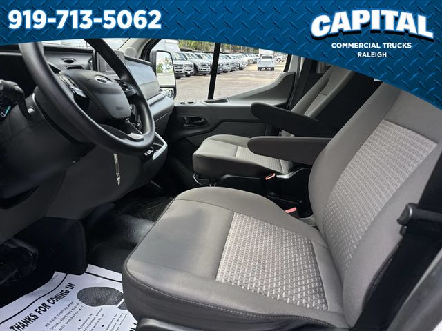 Used 2024 White Ford XL image 20
