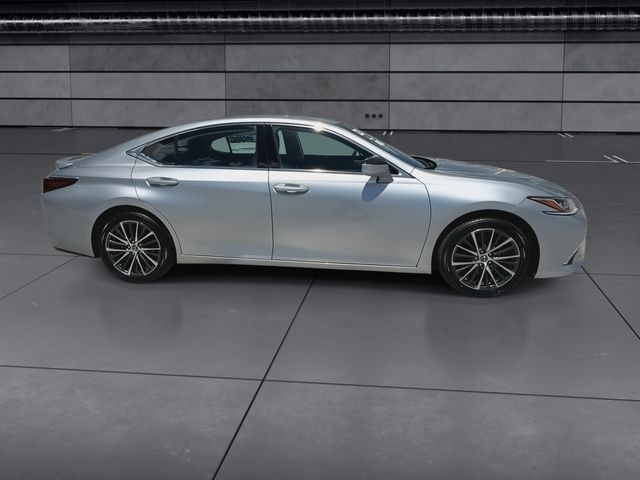 Used 2022 Lexus ES Sedan
