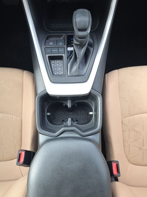 2023 Toyota RAV4 XLE:B02167