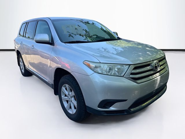 Classic Silver Metallic 2013 Toyota Highlander AWD SUV / Crossover All-Wheel Drive 5-Speed Automatic Overdrive