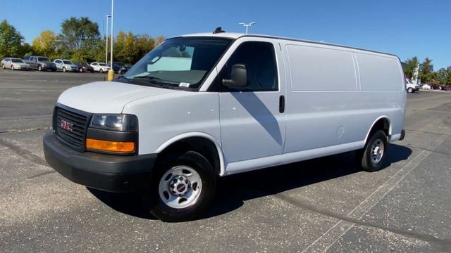 2023 GMC Savana 2500 Work Van 4