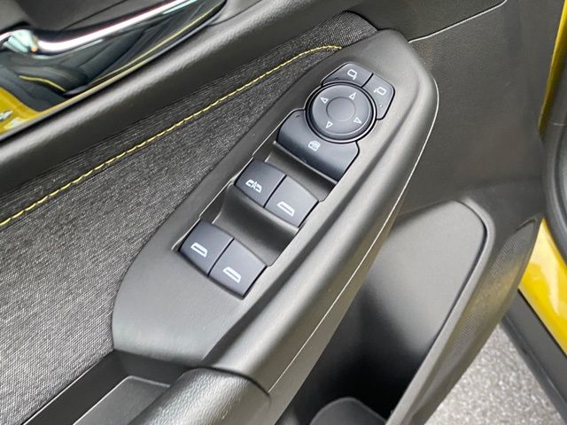 used 2025 Chevrolet TrailBlazer car, priced at $28,462