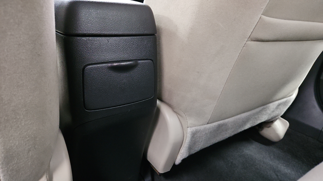 Used 2013 Tropical Sea Metallic Toyota LE image 12
