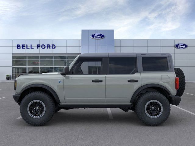 2024 Ford Bronco Black Diamond 3