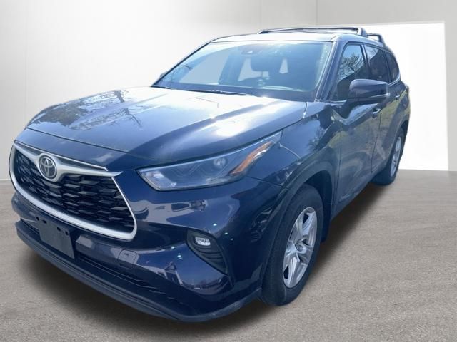 Blueprint 2022 Toyota Highlander LE AWD SUV / Crossover All-Wheel Drive 8-Speed Automatic