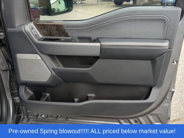 Used 2024 Carbonized Gray Metallic Ford Lariat image 46