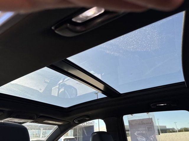 2022 Cadillac XT5 Premium Luxury photo
