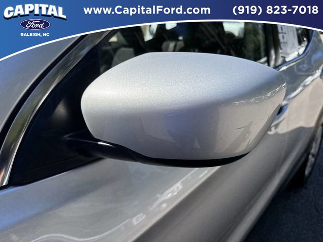 Used 2019 Silver Nissan S image 12