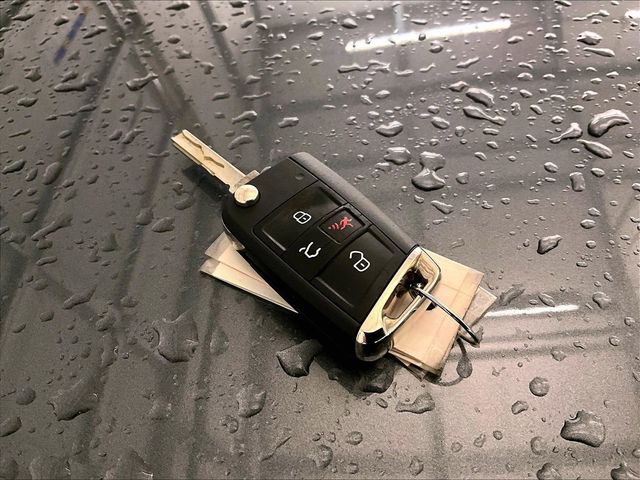 2018 Volkswagen Tiguan 2.0T SE Gray at Sutliff Volkswagen