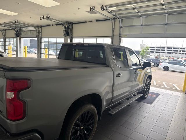 2021 Chevrolet Silverado 1500 RST - 4