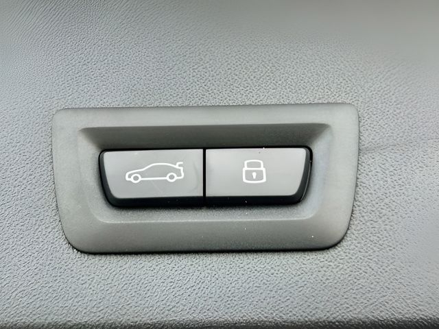 2026 BMW X3 30 - Photo 22