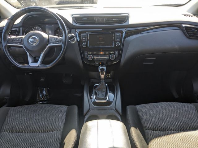 2021 Nissan Rogue Sport SV photo