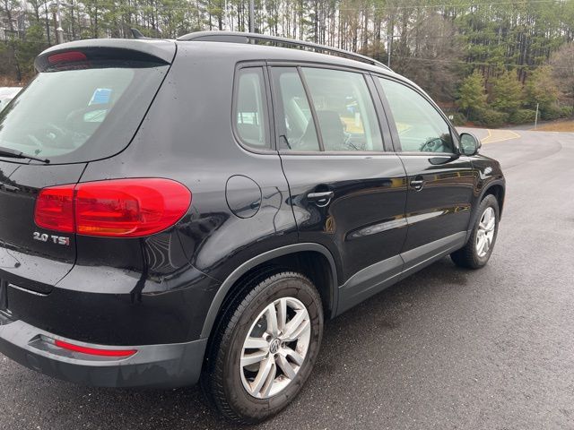 2015 Volkswagen Tiguan S 6