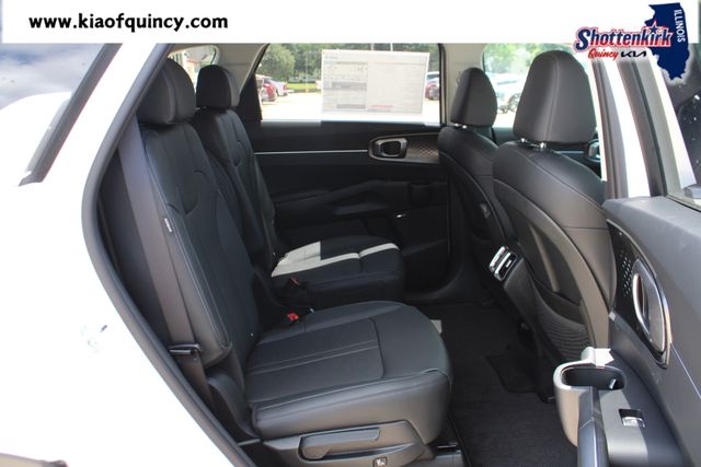 New 2026 Kia Sorento Hybrid SUV
