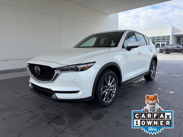 2019 Mazda CX-5 Signature's photo