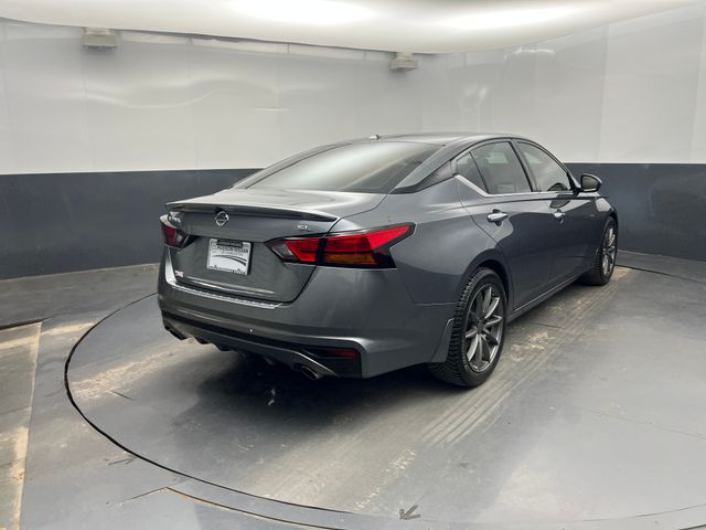 2021 Gun Metallic Nissan Altima 2.5 SL FWD Sedan