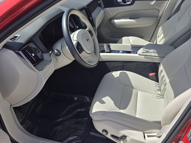 2023 Volvo XC60 - $31,877