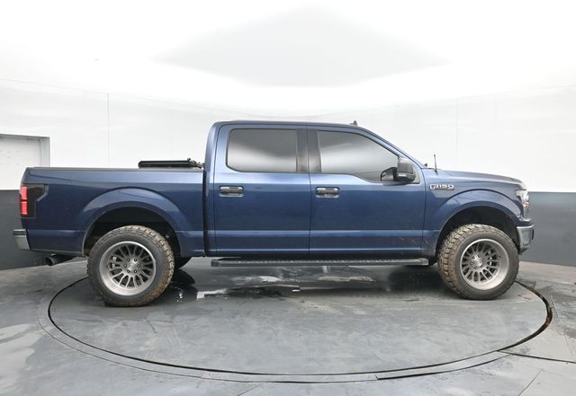 Used 2019 Blue Ford XLT image 11