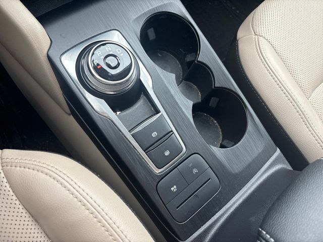 used 2022 Ford Escape car, priced at $21,999