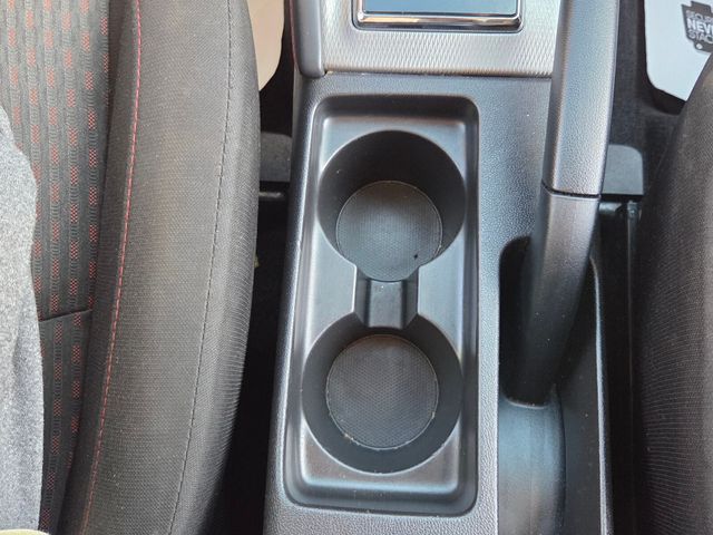 Used 2019  Mitsubishi 2.0 ES image 18