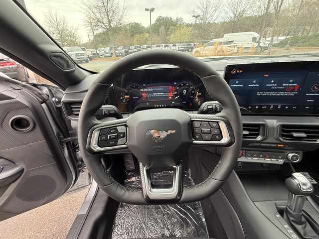 2025 Ford Mustang EcoBoost photo