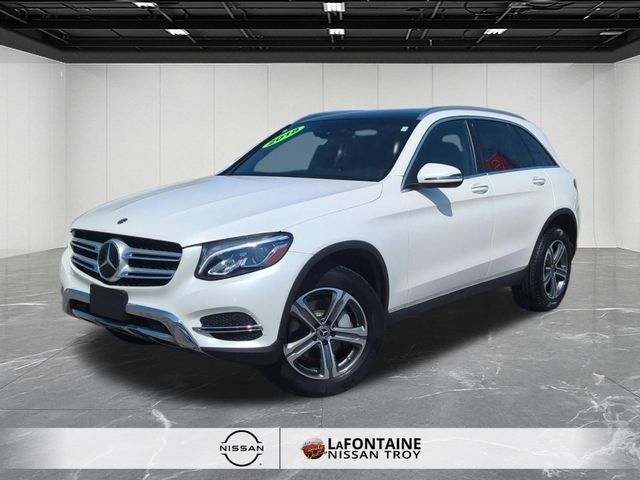 designo Diamond White Metallic 2018 Mercedes-Benz GLC 300 4MATIC SUV / Crossover All-Wheel Drive 9-Speed Automatic