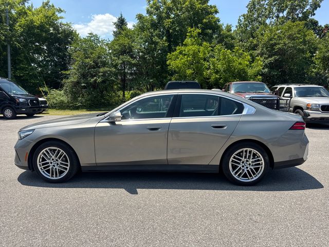 Used 2024 Gray BMW 530i image 2