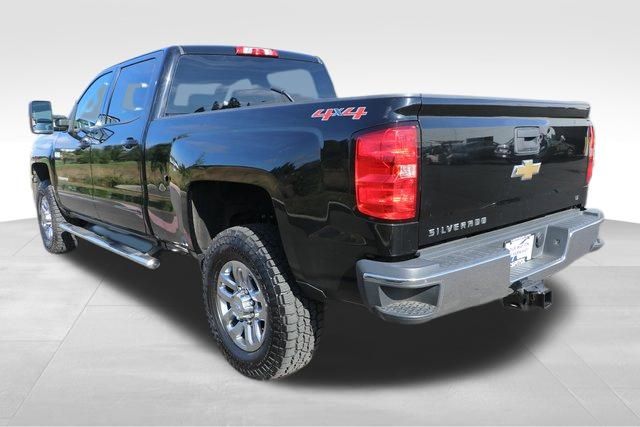 2016 Chevrolet Silverado 3500HD LT 21