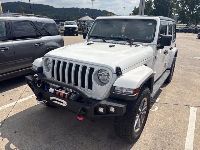 Used 2018 White Jeep Unlimited Sahara image 2