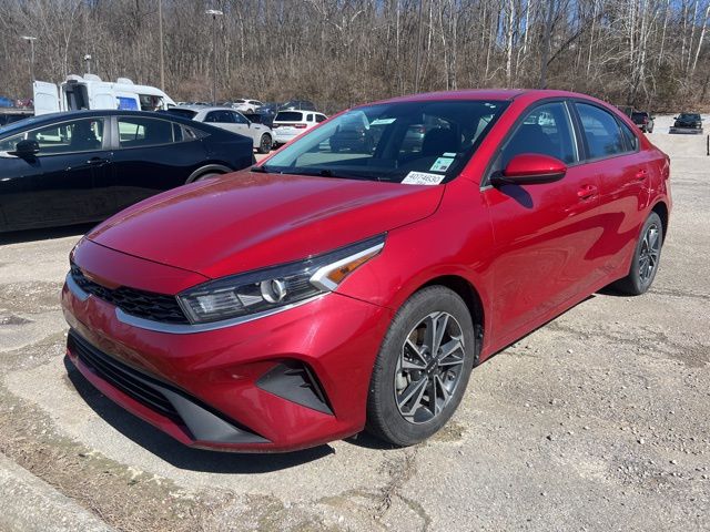 2024 Kia Forte LXS FWD