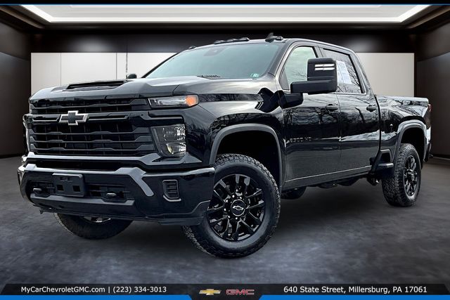 Black 2025 Chevrolet Silverado 2500HD Custom Crew Cab 4WD Pickup Truck Four-Wheel Drive Automatic
